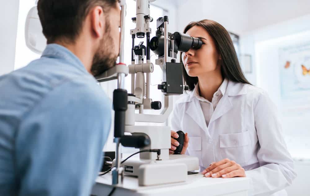 کلینیک چشم‌پزشکی مدرن اپتیک پرند